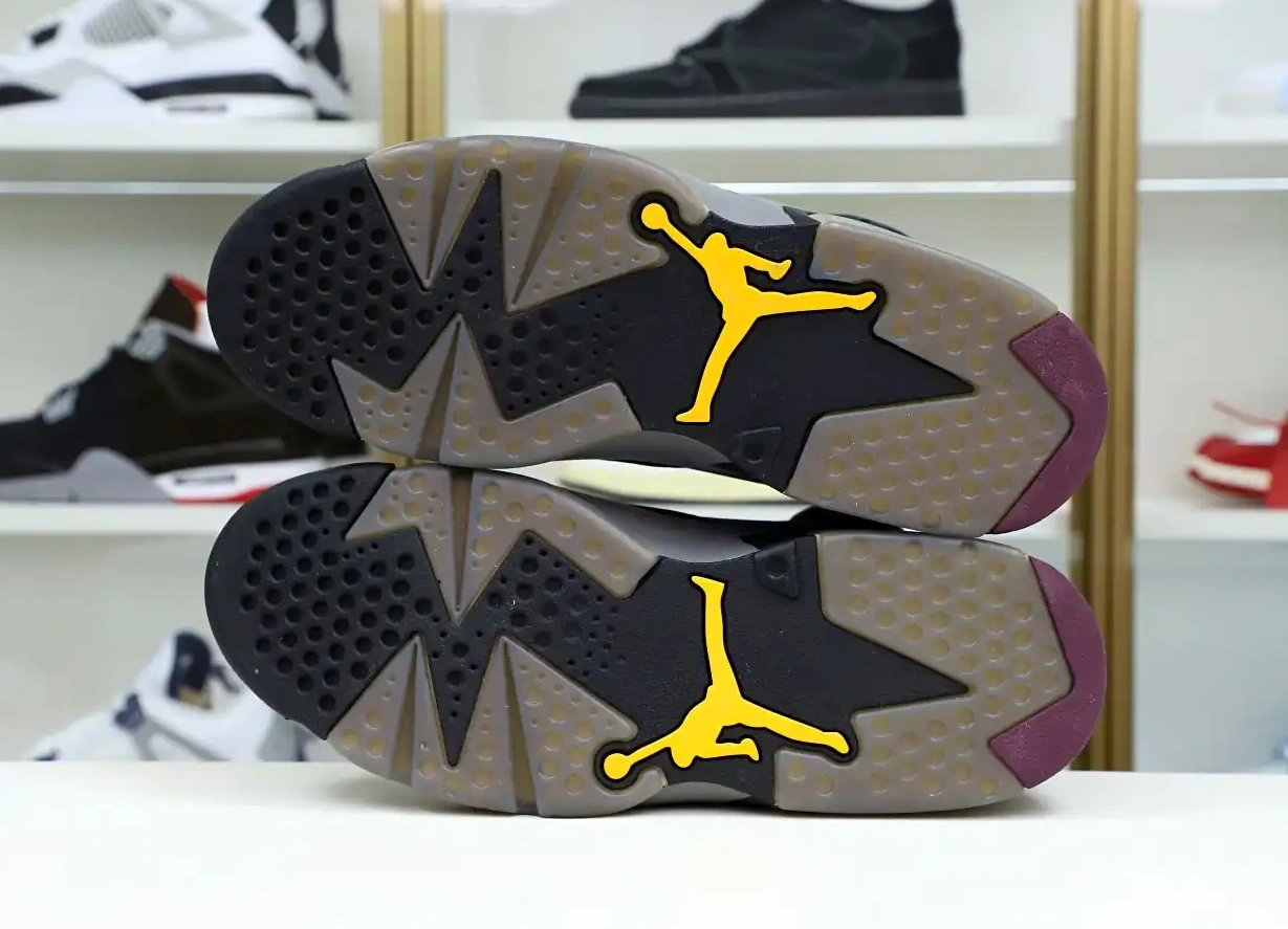 JORDAN AIR BORDEAUX RETRO 6 0617